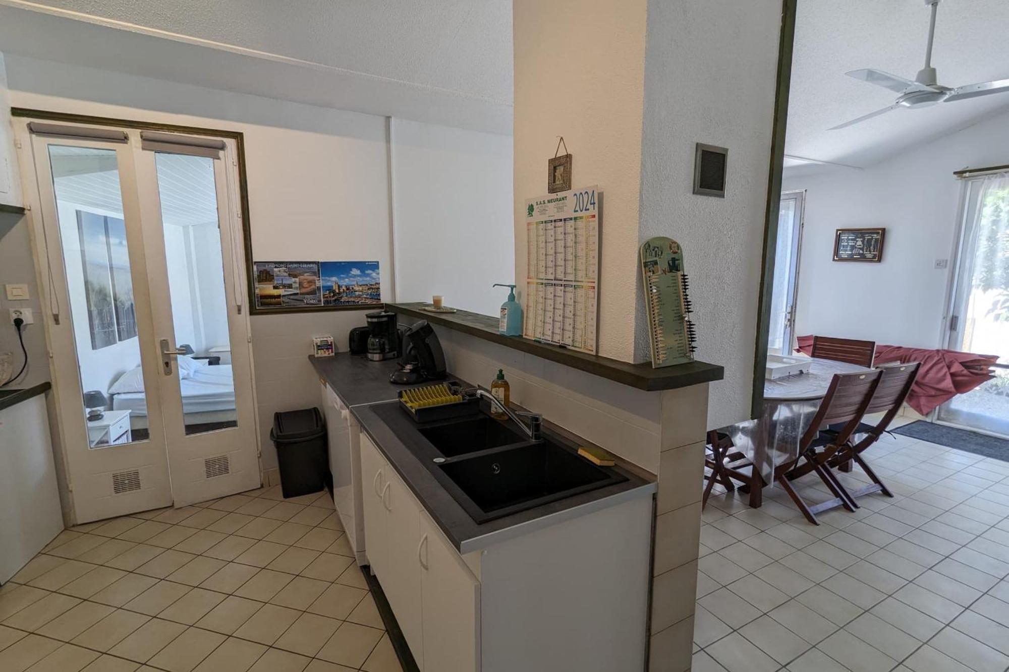Spacious Nest With Terrace Near The Beach Saint-Hilaire-de-Talmont Zewnętrze zdjęcie