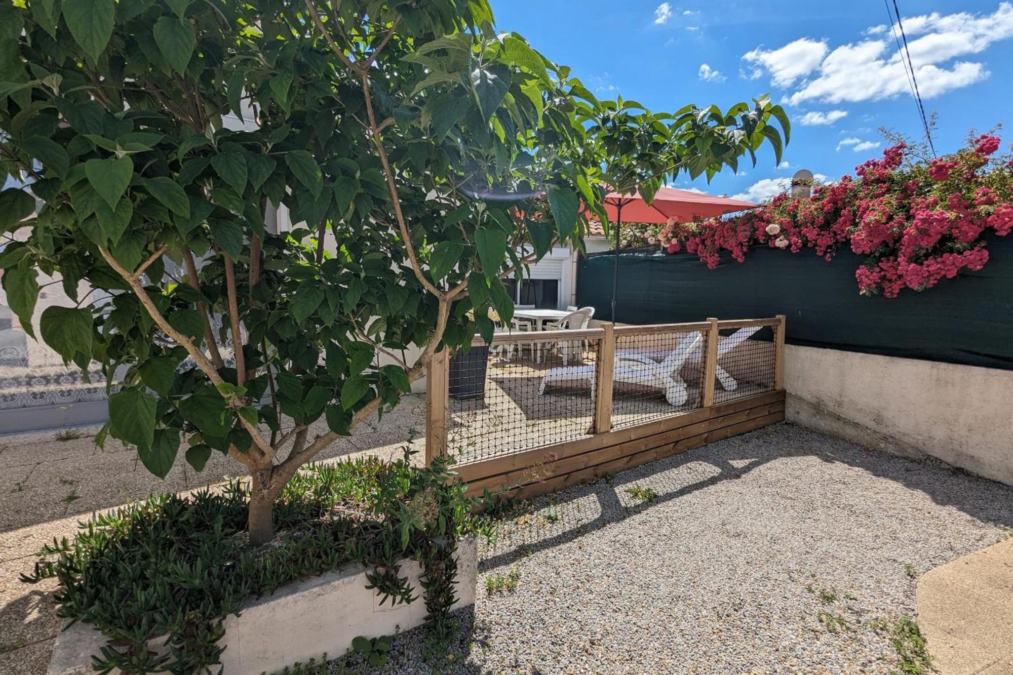 Spacious Nest With Terrace Near The Beach Saint-Hilaire-de-Talmont Zewnętrze zdjęcie